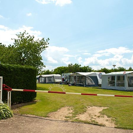 Camping En Vakantiewoning 'Ut Tumpke' Kessel  ภายนอก รูปภาพ